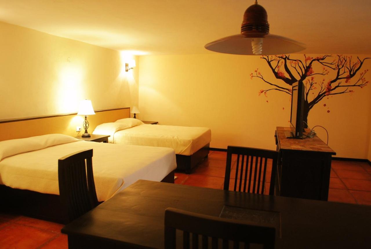 Hotel Calli Quetzalcoatl Чолула Экстерьер фото