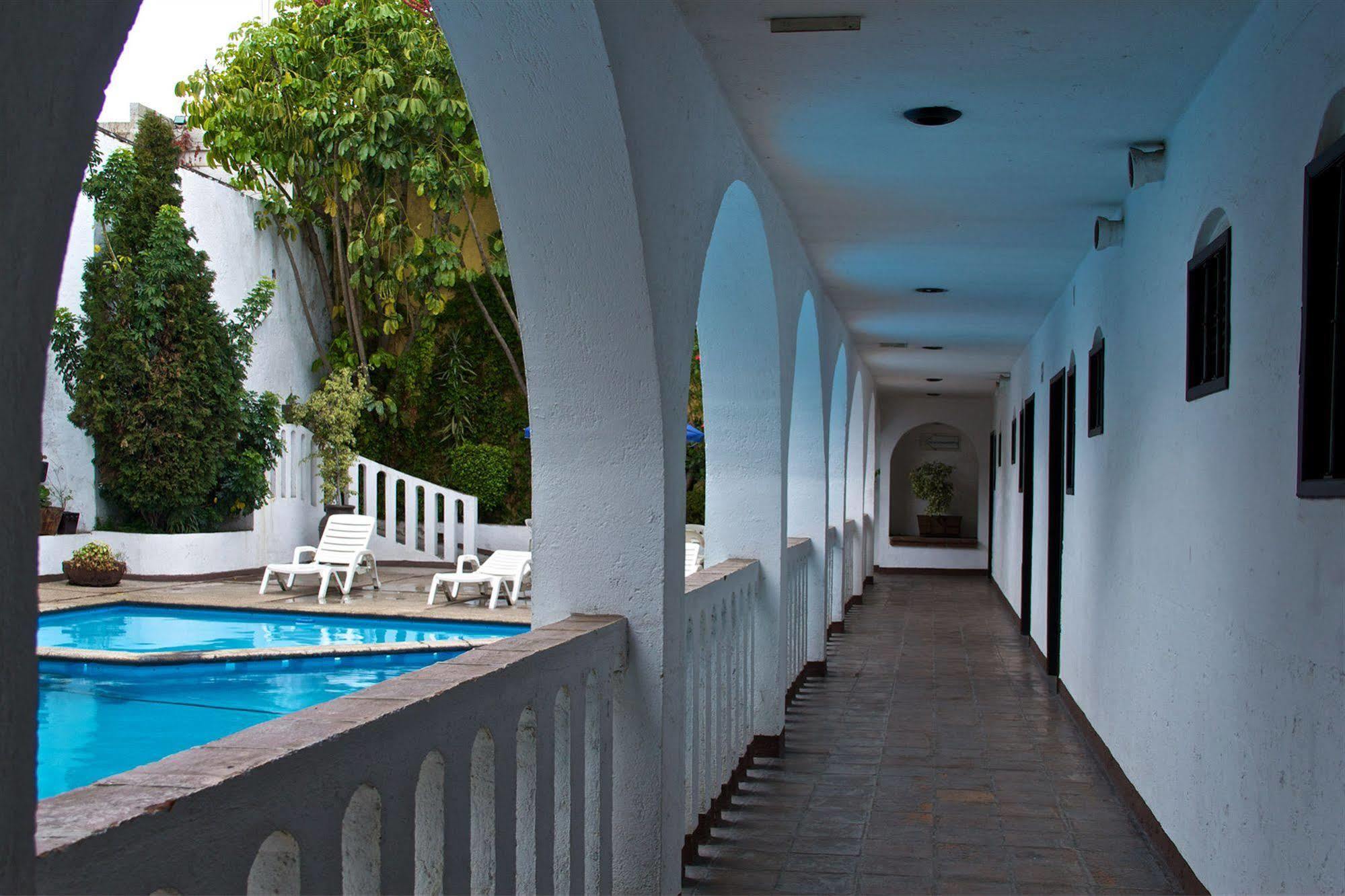 Hotel Calli Quetzalcoatl Чолула Экстерьер фото